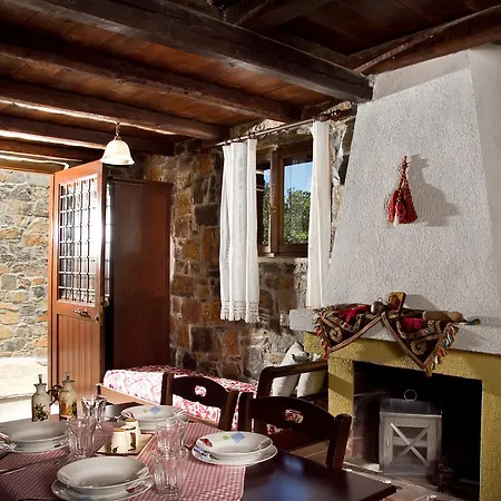Monastiraki Traditional Holiday home