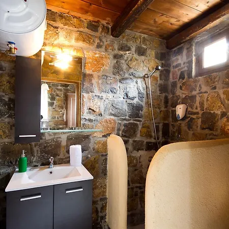 Holiday home Monastiraki Traditional Monastirakion (Lasithi)