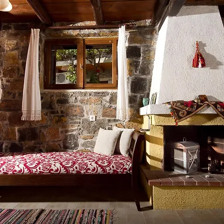 Monastiraki Traditional Holiday home
