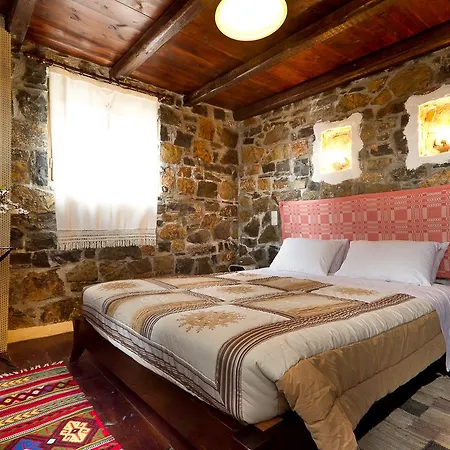Monastiraki Traditional Holiday home *