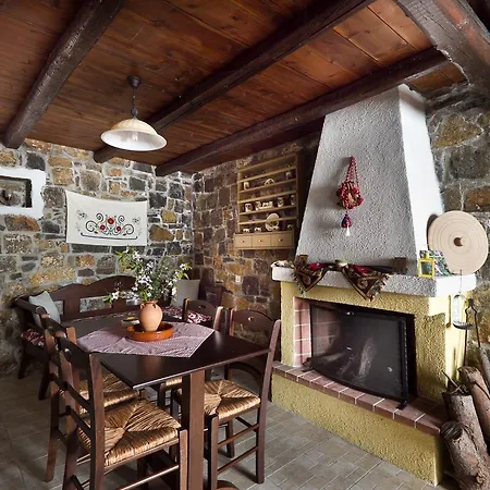 Holiday home Monastiraki Traditional